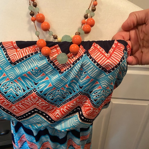 Trixxi brand stretchy maxi dress. Strapless - Picture 3 of 3